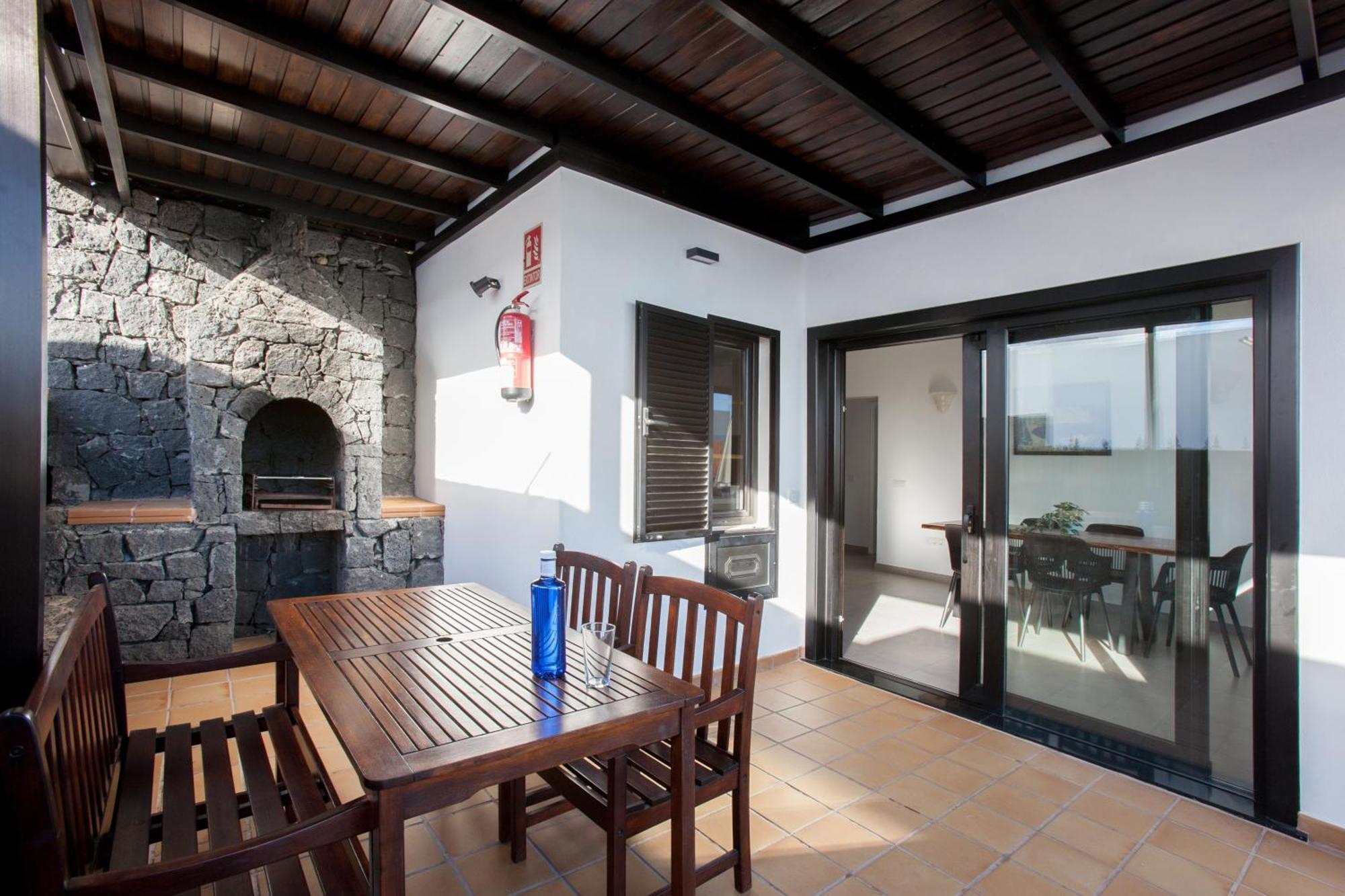 3 Bedroom Villa Venus Jupiter And Neptune With Private Heated Pool Puerto del Carmen  Extérieur photo